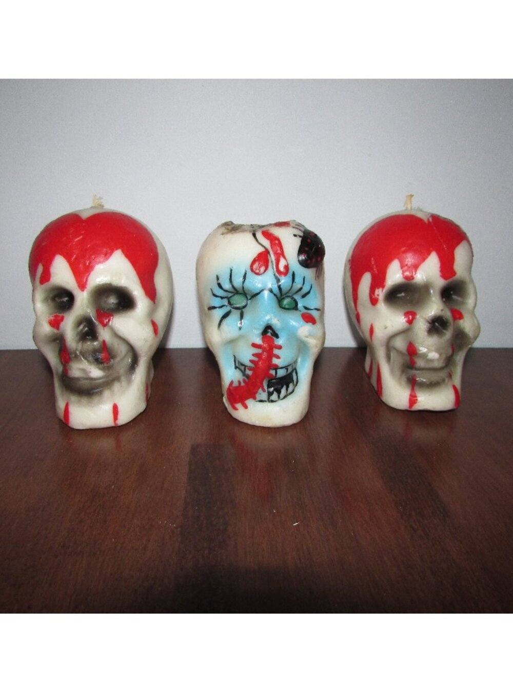 Skull Candles x 3 - Bloody & Buggy